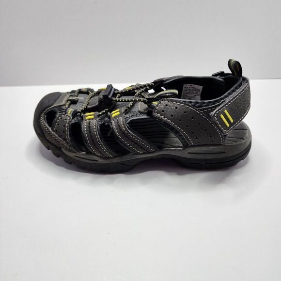 Boys Reinforced Toe Fisherman's Sandal | Size 1 | Adjustable Straps, Gray, Water - Picture 2 of 6